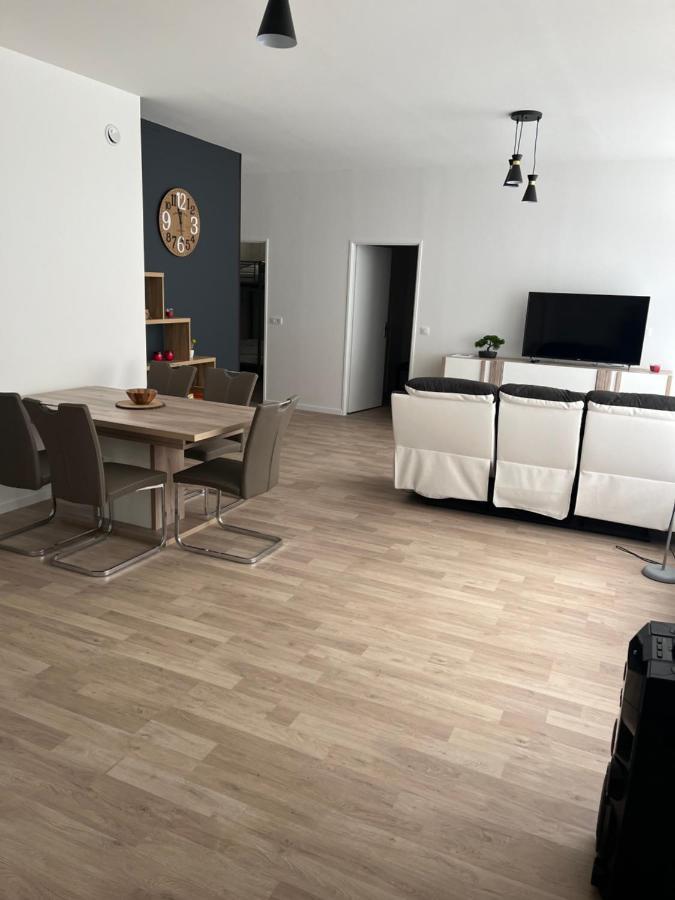 Appartement T4 140 M2 Spacieux Et Calme Pour 8 Personnes Luz-Saint-Sauveur Kültér fotó
